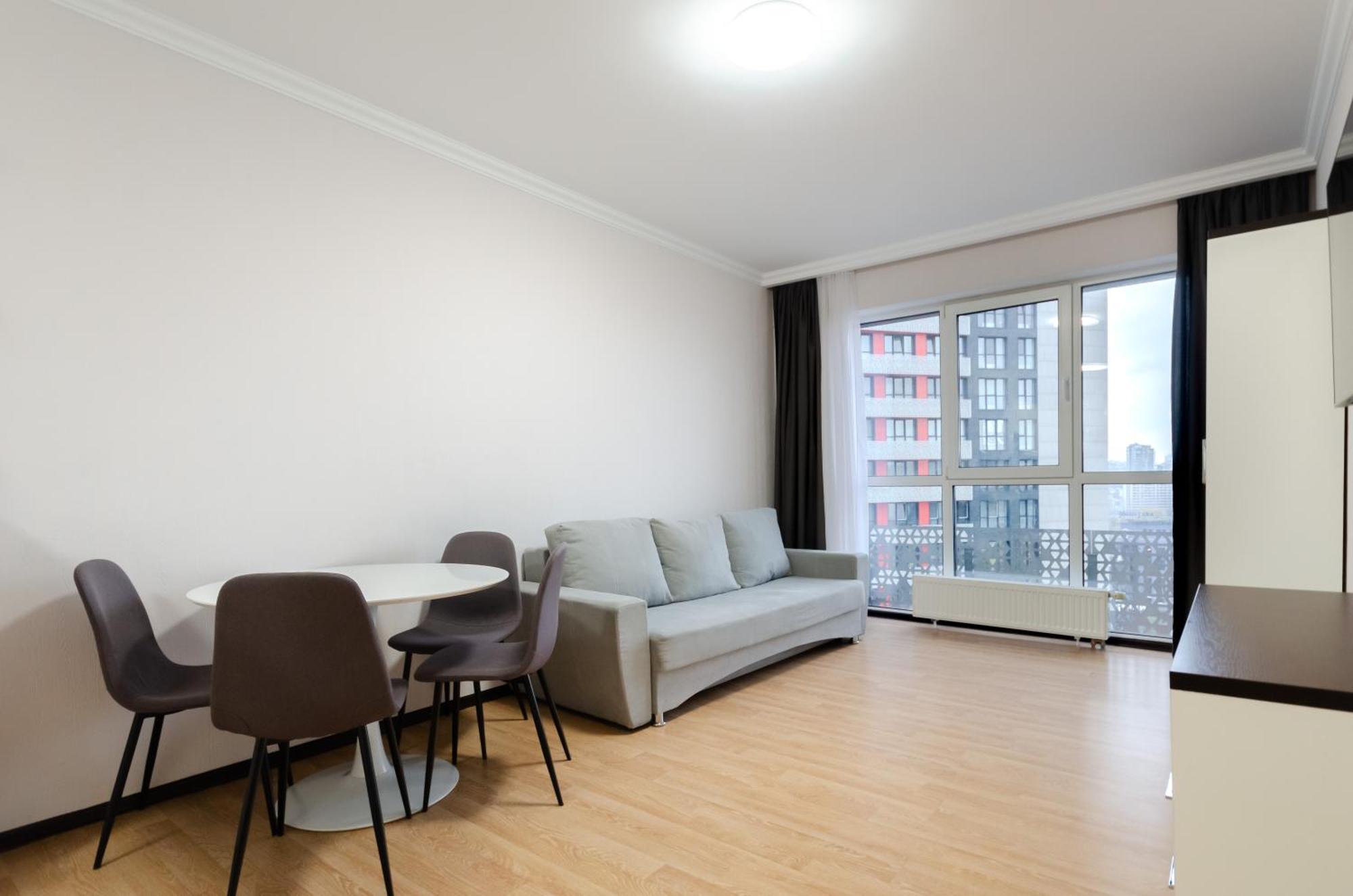 Petrovdom 41B-59B-90B-77B Stunning City View Apartments At Rc Kvartet, Central Railway Station Kyiv Exterior photo